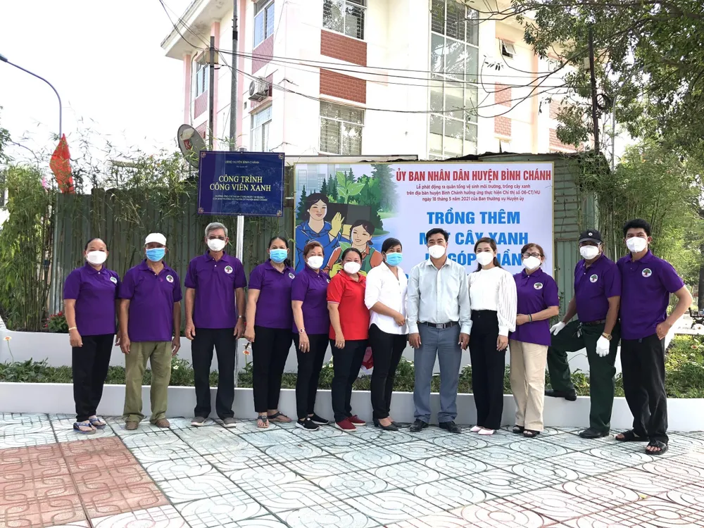 Huyện Bình Chánh phát động chung tay bảo vệ môi trường, trồng cây xanh ảnh 2