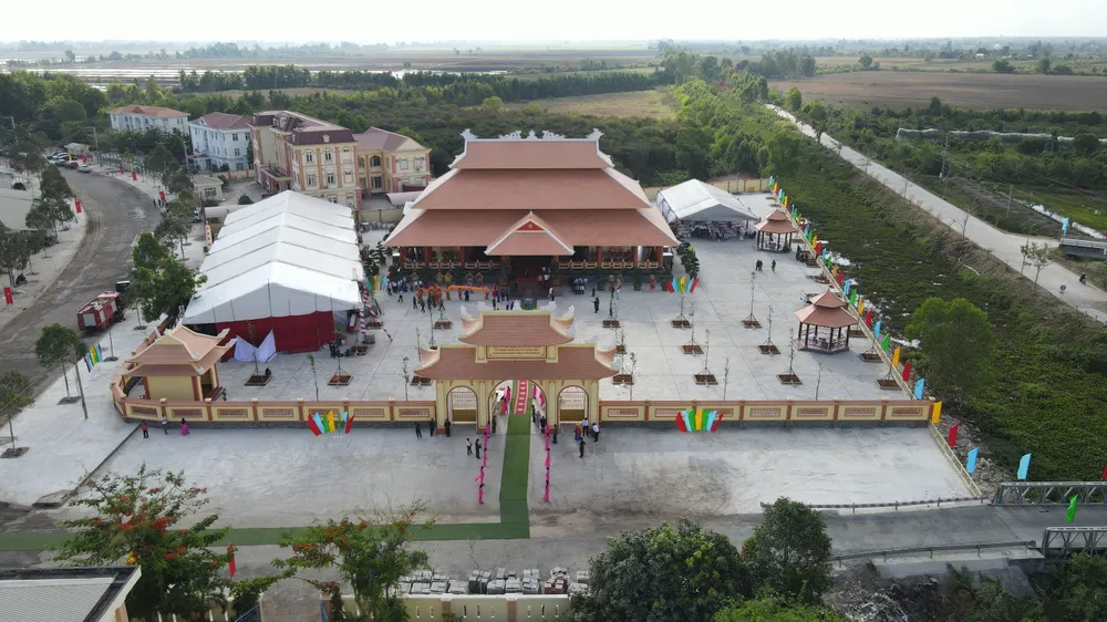 Quang canh khu tuong niem (1).jpg