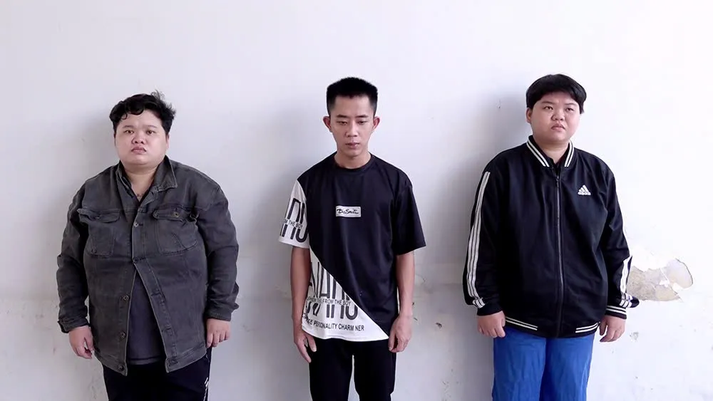 Các đối tượng Huỳnh Nhựt Thư, Đỗ Chí Huyện và Huỳnh Bé Thư.jpg