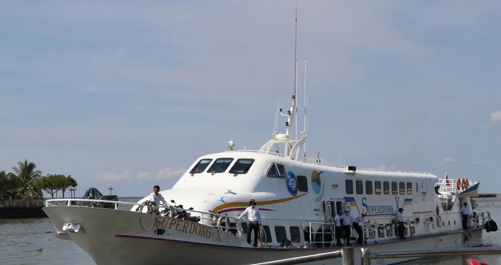 Phà đi Nam Du, Phú Quốc ngưng chạy ngày 6-9.JPG