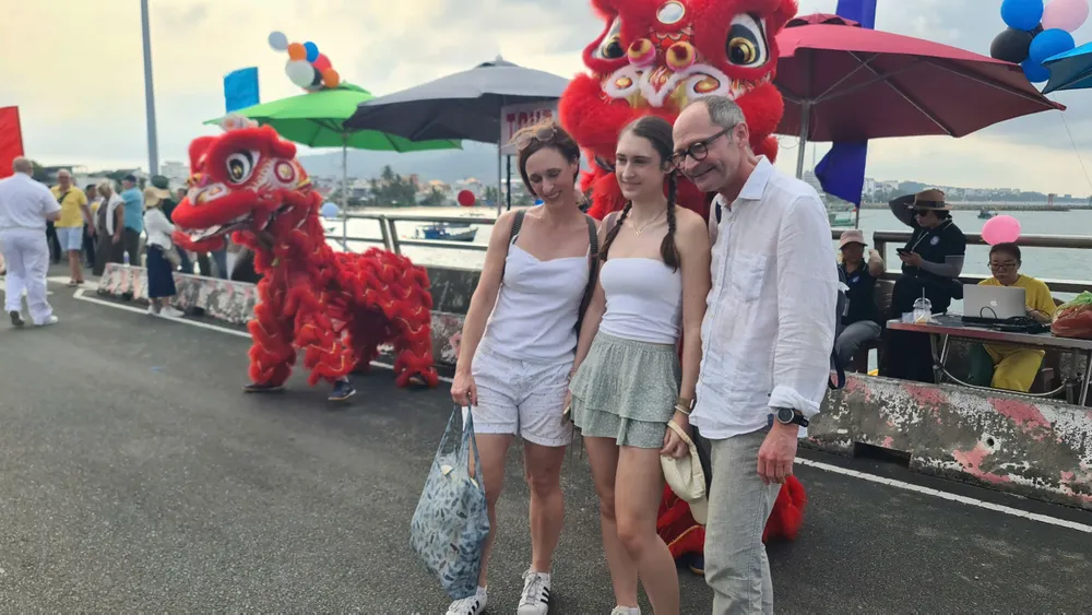 Khách quốc tế thích thú khi đến Phú Quốc