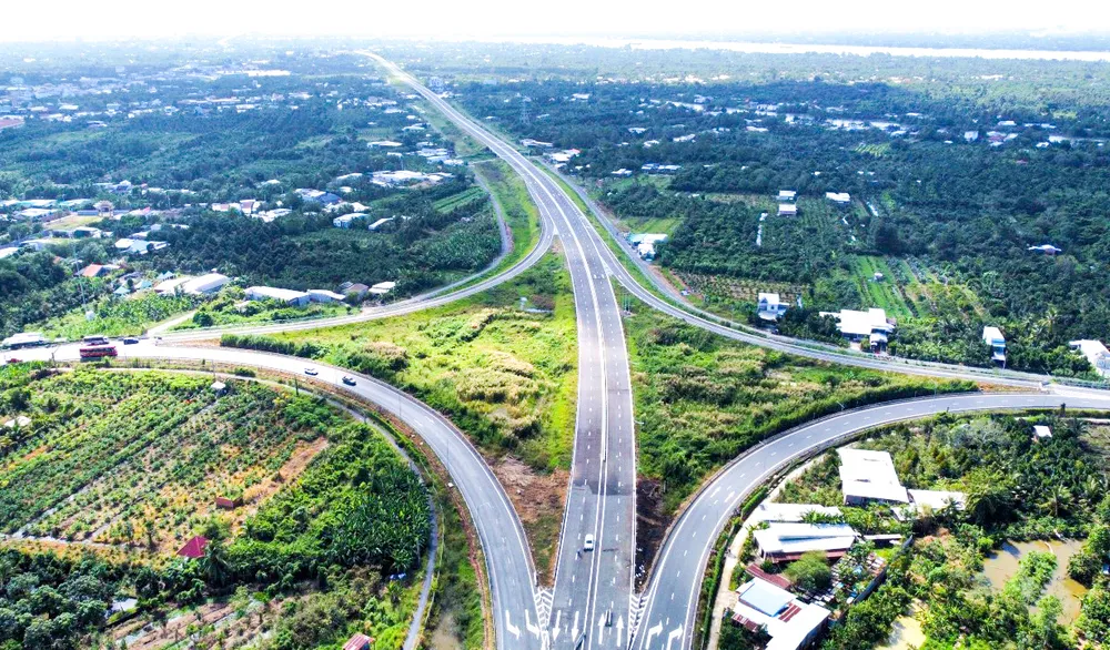 Nút giao giữa cao tốc Mỹ Thuận - Cần Thơ và Mỹ Thuận - Trung Lương.jpg