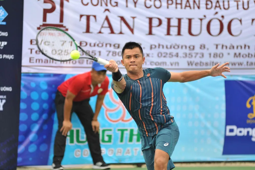 Lê Quốc Khánh có chiến thắng trong lần trở lại