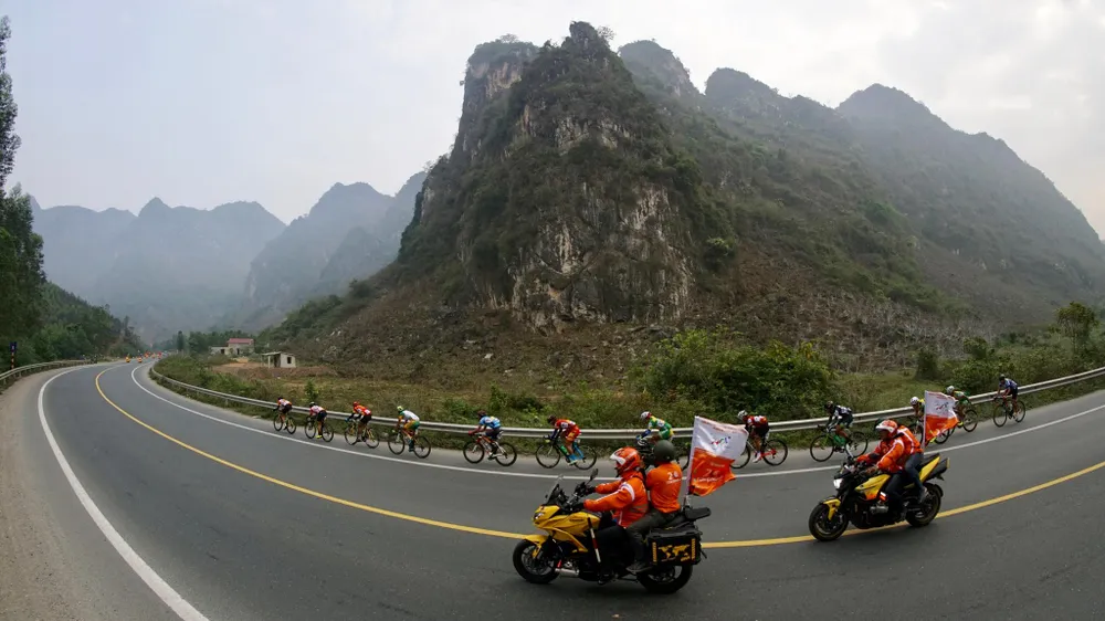 Lê Văn Duẩn chiến thắng trong chặng đua tốc độ cao ảnh 1