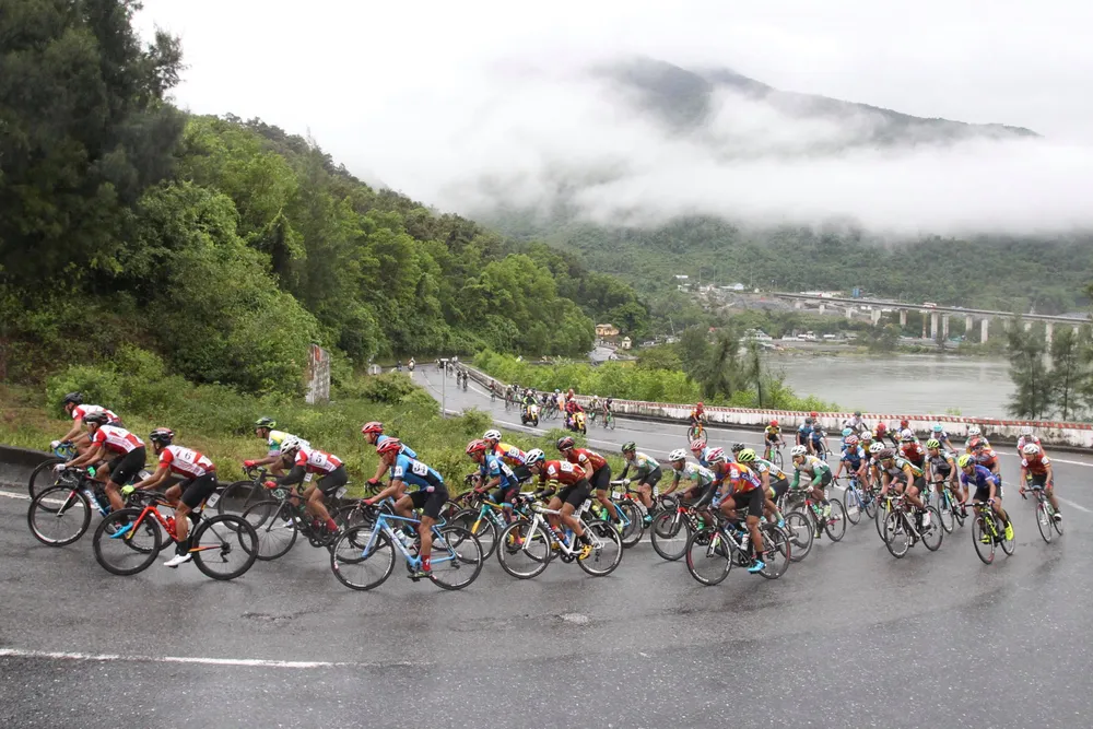 Nguyễn Thành Tâm mất trắng do sự cố lộn đường ở Cúp Truyền hình TPHCM 2018 ảnh 1