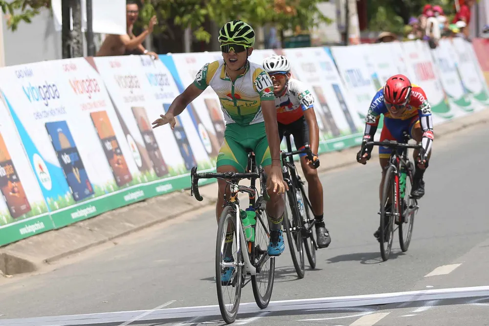 Cờ đến tay Bike Life Đồng Nai ảnh 1