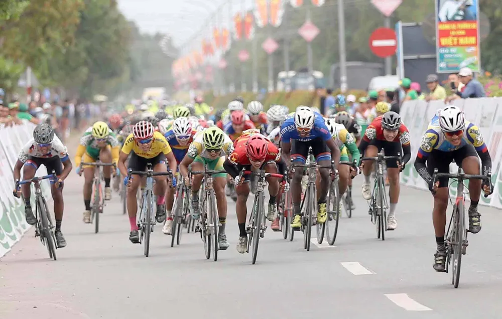 Vàng xanh lại đổi! ảnh 1