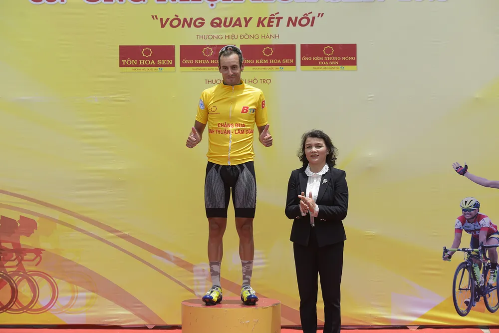 Phan Hoàng Thái giúp Domeso Đồng Tháp hoàn thành cú hattrick ảnh 3