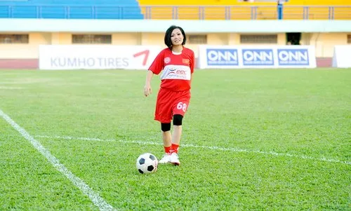 Ca sĩ Phương Thanh: “Tôi thích World Cup nhờ... Maradona” ảnh 3