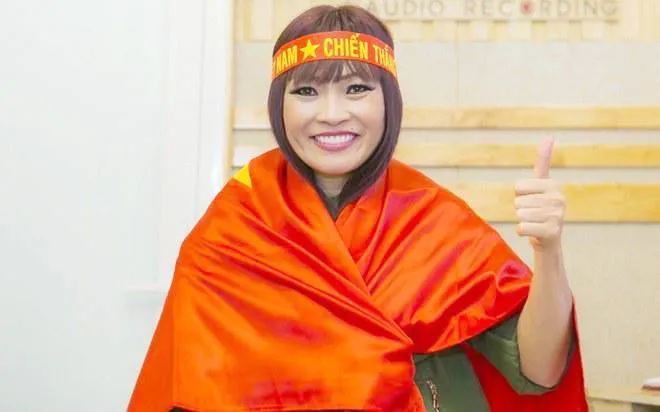 Ca sĩ Phương Thanh: “Tôi thích World Cup nhờ... Maradona” ảnh 2