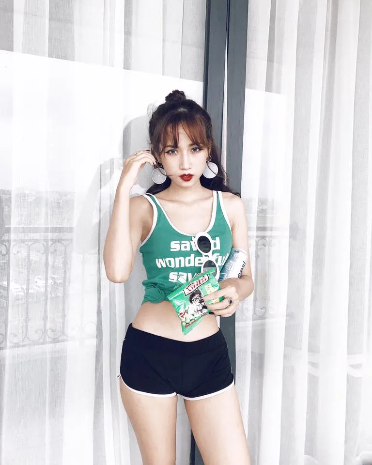 Hot girl Nga Đoàn: “Ronaldo tiếp tục siêu phàm, Iran sẽ gây sốc” ảnh 3