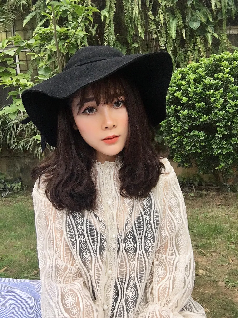 Hot girl Nguyễn Ngọc Anh: “Không muốn Neymar tịt ngòi giống Messi” ảnh 1