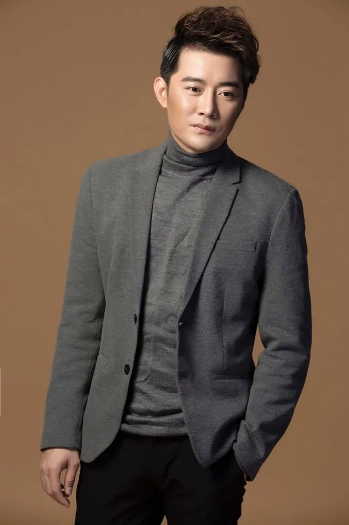 Diễn viên Khôi Trần: “Tôi chọn Hàn Quốc vì tôi giống sao Hàn” ảnh 1