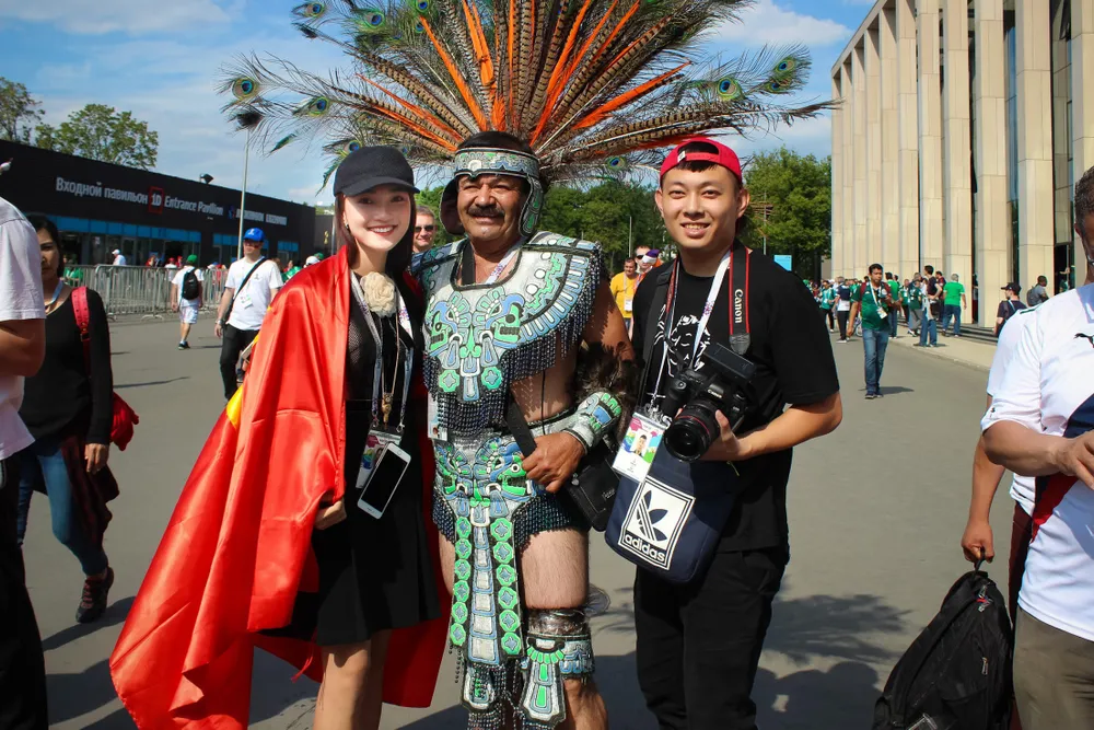 Người đẹp Ngọc Nữ: “Ronaldo sẽ vượt Harry Kane” ảnh 2