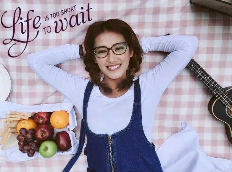 Diễn viên Emmy Nguyễn: “Tôi biết bóng đá nhờ David Beckham” ảnh 2