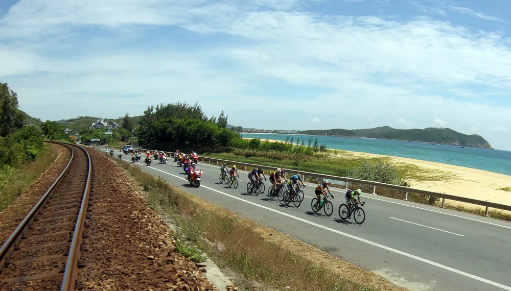 Giải xe đạp quốc tế VTV 2018: Các tay đua Việt hoàn thành tốt chặng đua kỷ lục 242 km ảnh 2