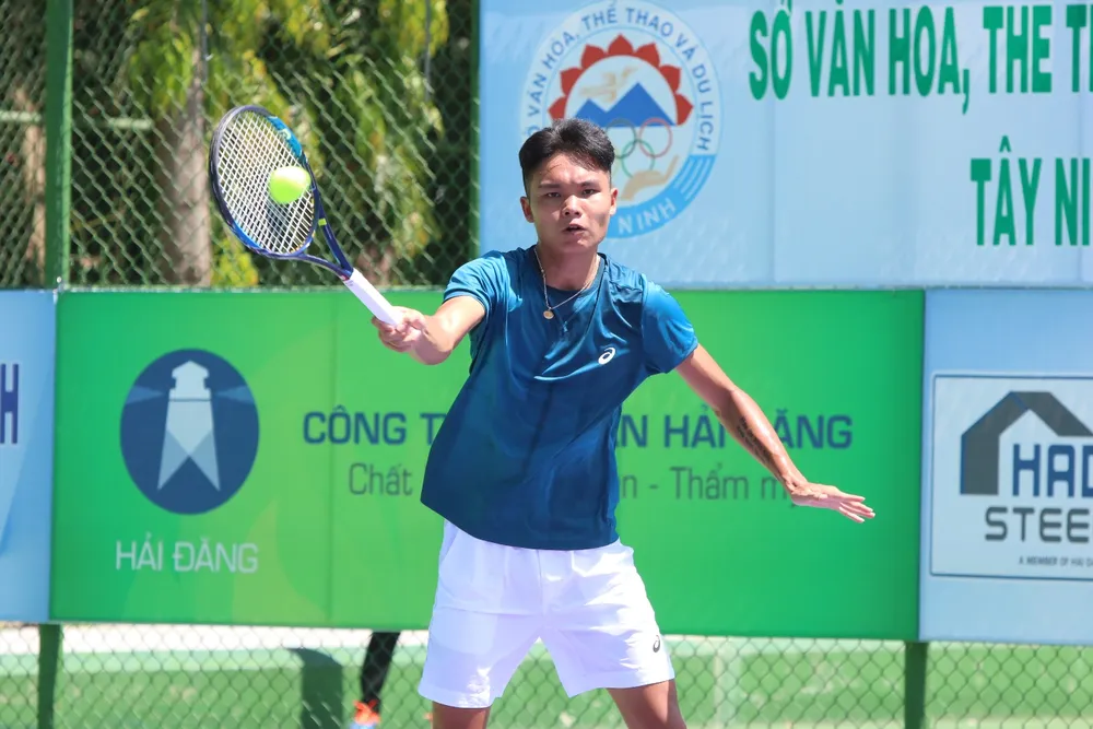 Trịnh Linh Giang không thể lật đổ Lý Hoàng Nam ảnh 1