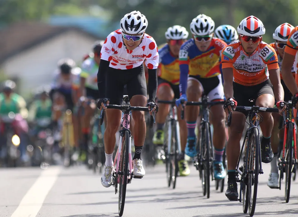 Phan Hoàng Thái tiếp tục chứng tỏ khả năng leo đèo số 1 Việt Nam. 