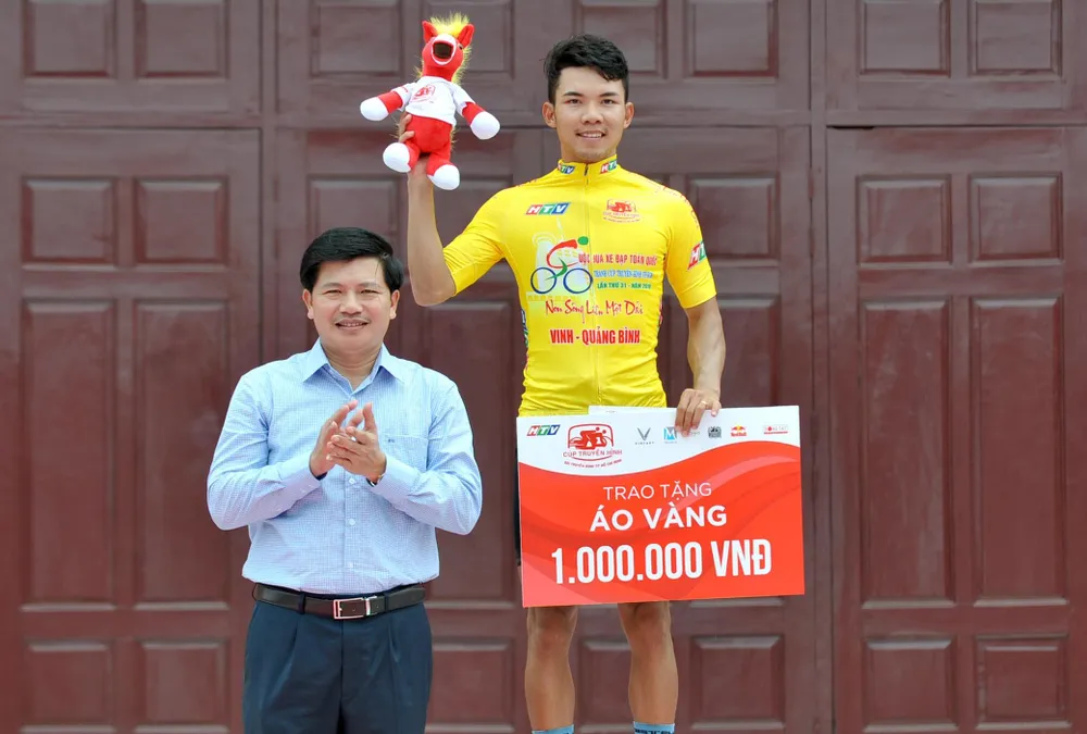 Giải xe đạp Cúp Truyền hình: Ngày đại thắng của các tay đua TPHCM ảnh 2