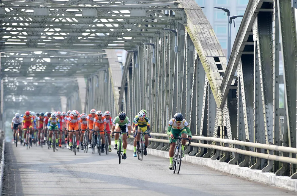 Cúp xe đạp Truyền hình: Cú hattrick cho Lê Nguyệt Minh ảnh 1