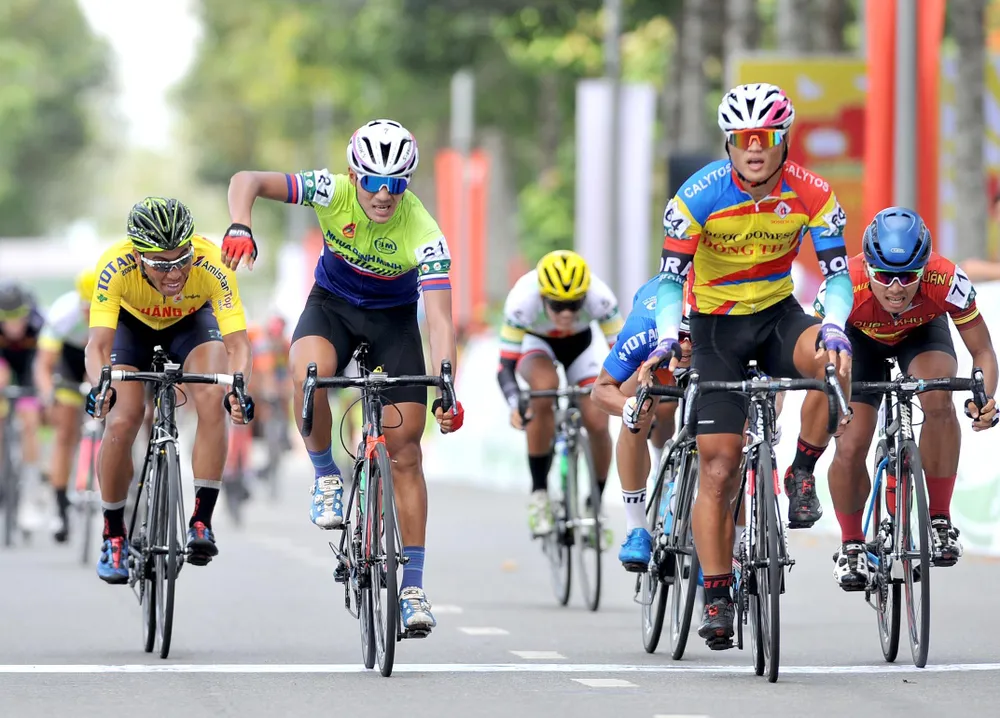 Giải xe đạp Về Nông Thôn: Chiến thắng kép cho tay đua Trần Tuấn Kiệt ảnh 2