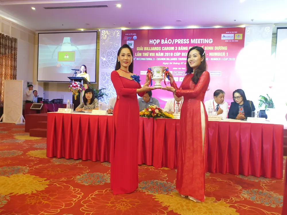 Thần đồng Billiard thế giới Cho Myung Woo dự giải Carom 3 băng Bình Dương ảnh 2