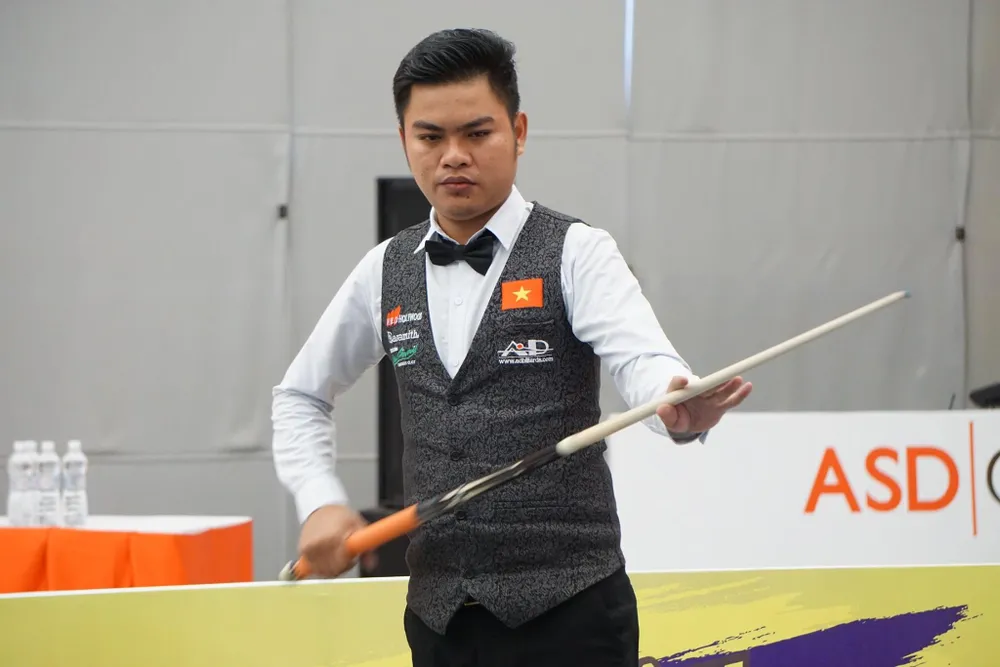 ĐKVĐ Trần Quyết Chiến thua ngay trận đầu giải Billiards Carom 3 băng quốc tế Bình Dương ảnh 3