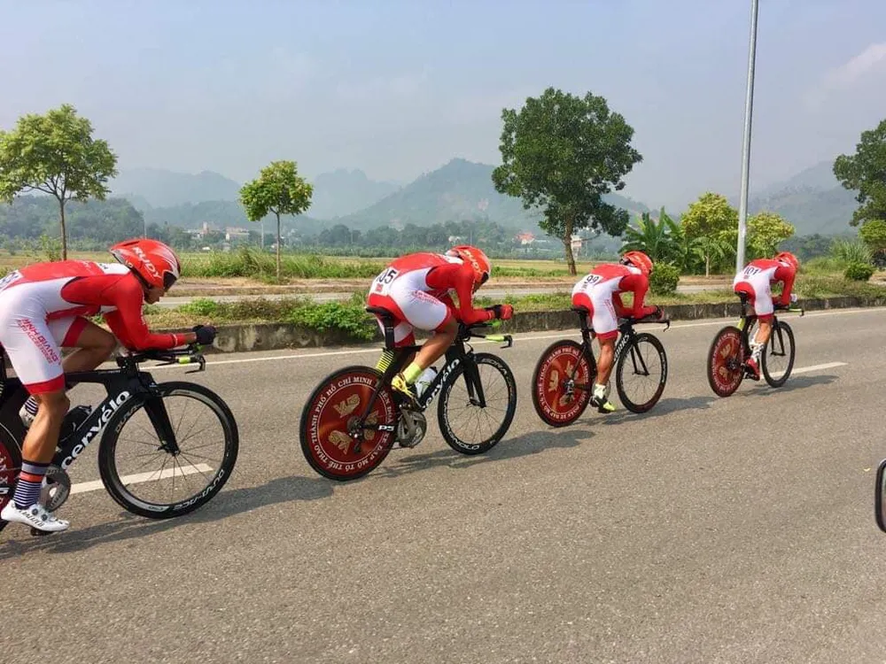Giải xe đạp VĐQG: TPHCM bị phế truất ở nội dung đồng đội tính giờ ảnh 1
