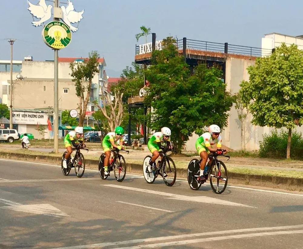 Giải xe đạp VĐQG: TPHCM bị phế truất ở nội dung đồng đội tính giờ ảnh 2