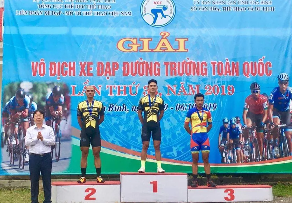 Giải xe đạp VĐQG 2019: Hattrick vàng cho Nguyễn Thị Thật ảnh 2