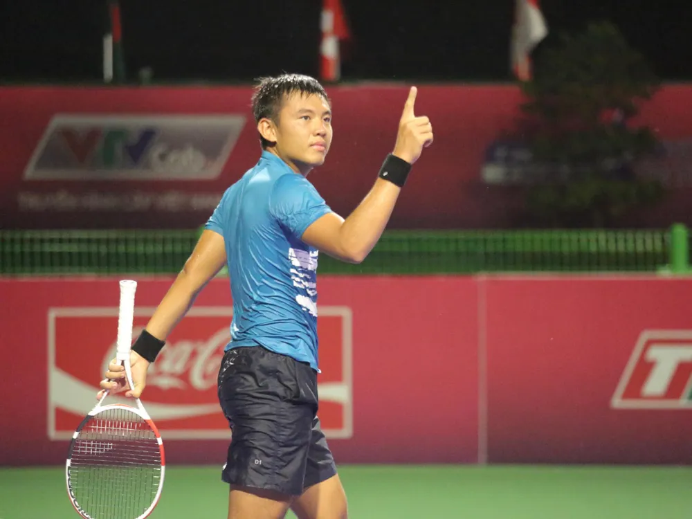 Lý Hoàng Nam xuất sắc đánh bại tay vợt Trung Quốc