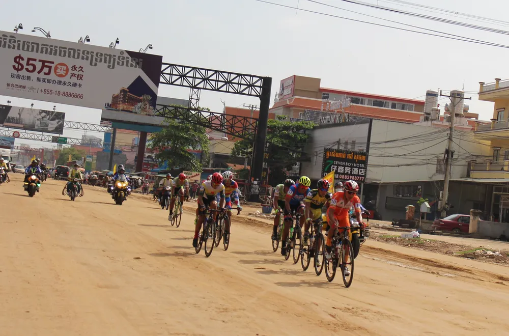 Javier tấn công chiếc áo vàng chung cuộc giải xe đạp VOH ảnh 1