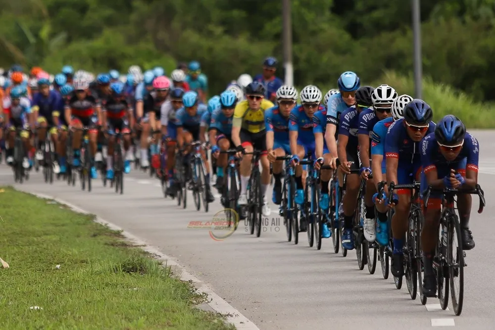 Tay đua Loic giữ vững vị trí thứ hai tại giải xe đạp quốc tế UCI 2.2 Salengor ảnh 2