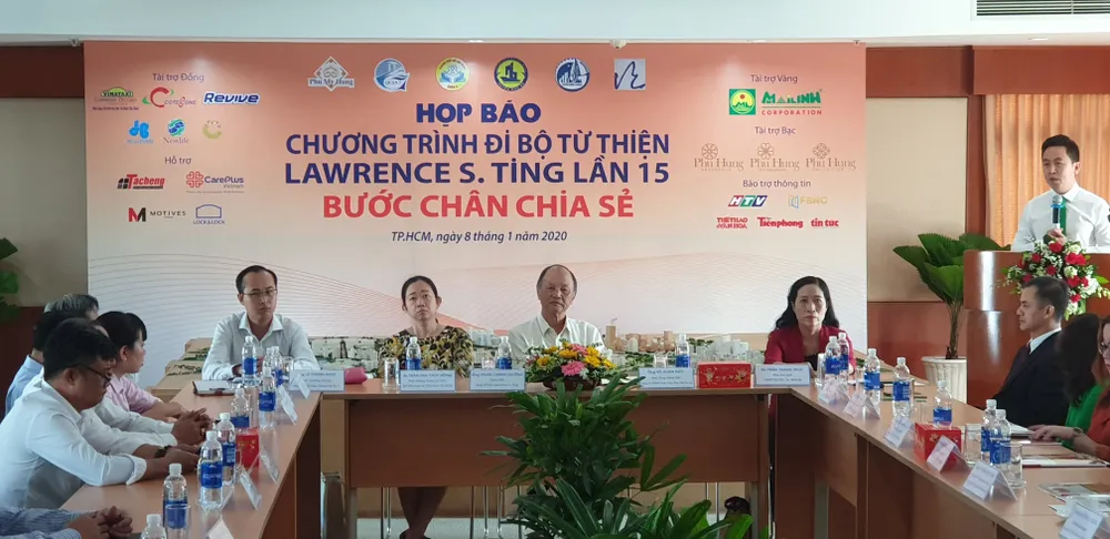 Quang cảnh buổi họp báo. 