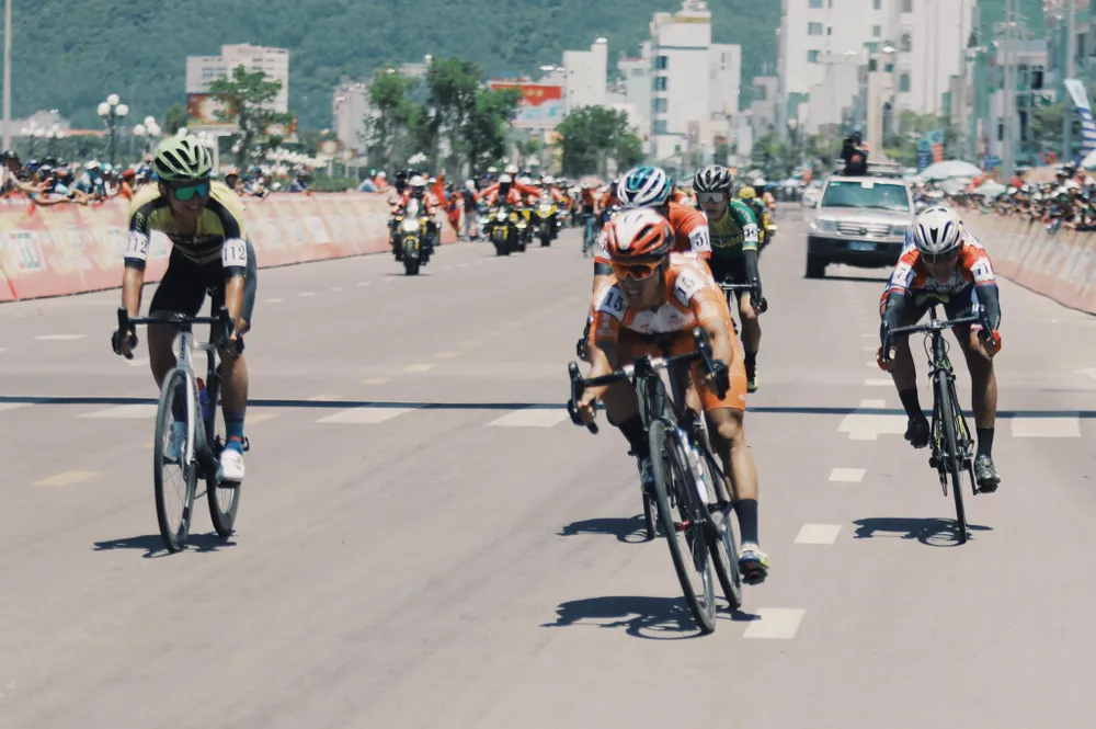 Các đội mạnh tạm đình chiến trong chặng 8 Cúp xe đạp Truyền hình TPHCM ảnh 2