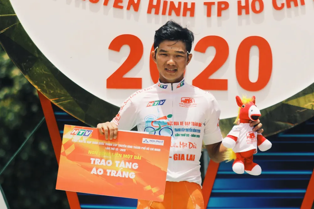 Nguyễn Tấn Hoài lần thứ 4 thắng chặng Cúp xe đạp truyền hình TPHCM ảnh 4