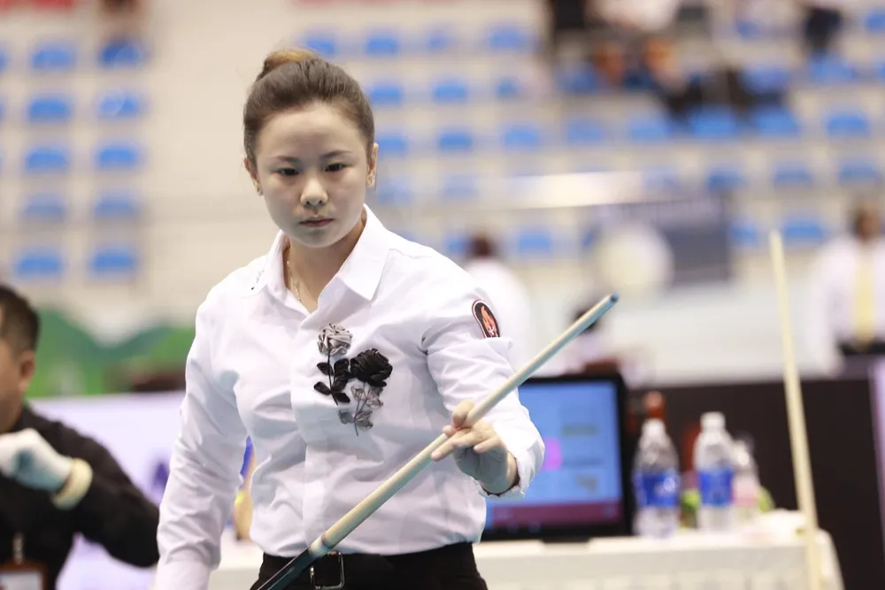 Người đẹp Yến Nhi “quyết đấu” với 700 VĐV nam ở giải VĐQG carom 3 băng ảnh 1