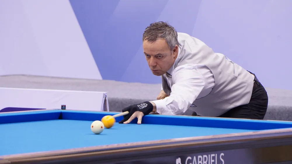 Cơ thủ Trần Quyết Chiến đấu trực tuyến với các cao thủ Billiards thế giới ảnh 2