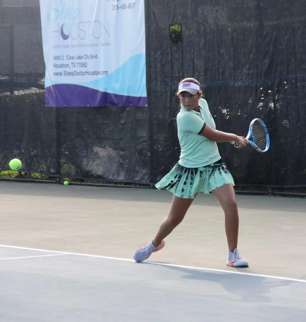 Tay vợt Ngọc Nhi gây “sốc”: Không thua game nào ở giải quần vợt U14 tại Mỹ ảnh 1