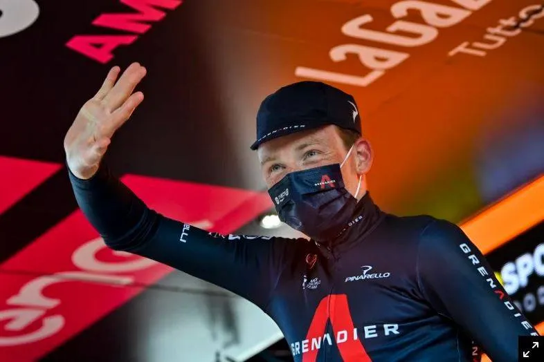 Cuộc chiến Áo hồng giải xe đạp Giro d’Italia gay cấn chỉ tính bằng % giây ảnh 3