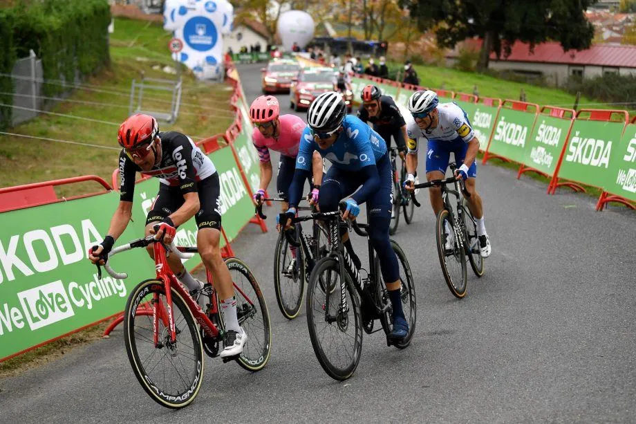 Đồng đội của Nguyễn Thị Thật thắng chặng hơn 200km tại giải xe đạp Vuelta a Espana ảnh 1