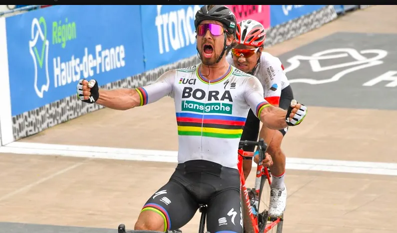 Peter SaganSagan là tay đua thu nhập cao nhất làng xe đạp. 