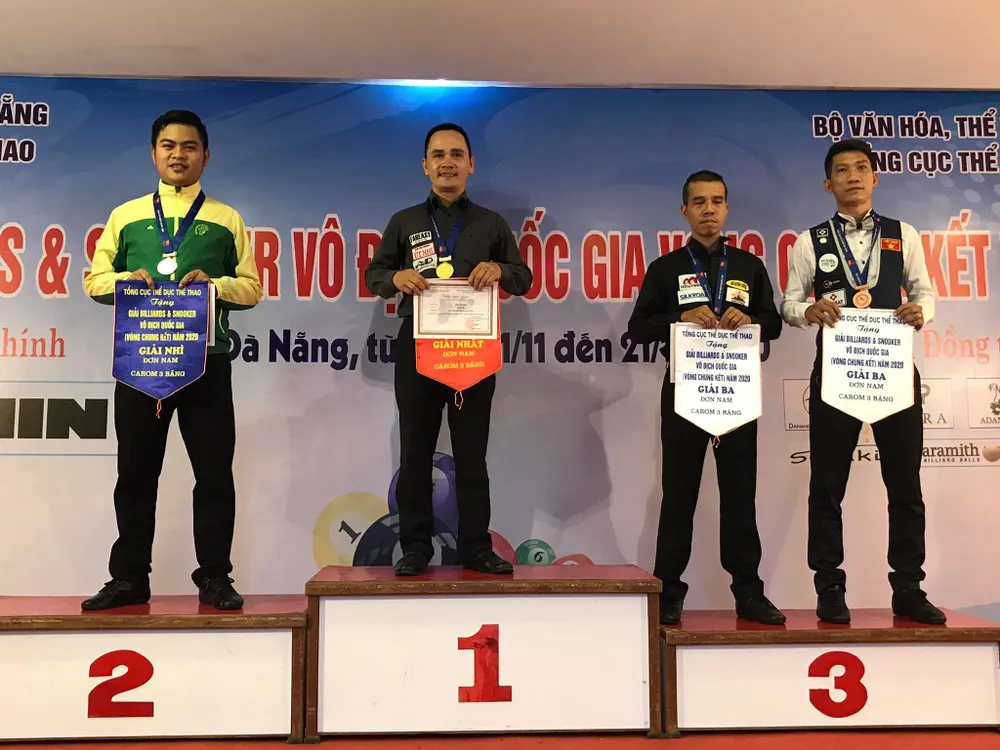 Bốn cơ thủ đứng đầu giải. 