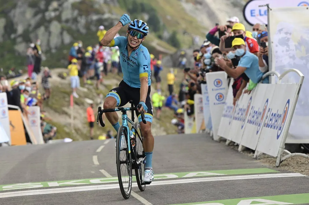 Miguel Angel Lopez rời Astana đầu quân cho đội xe đạp Movistar ảnh 1