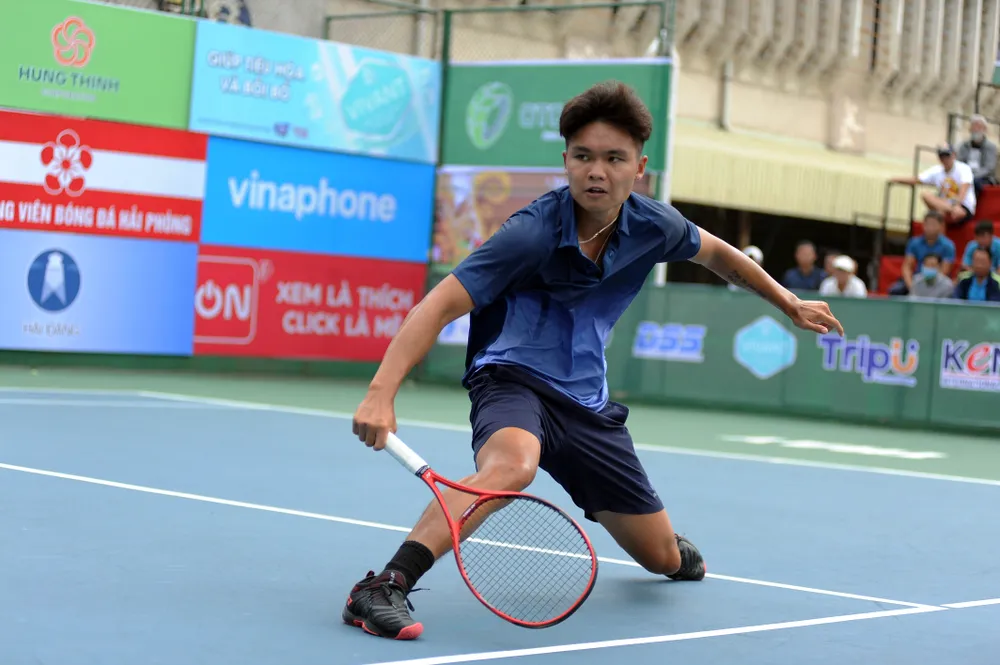 Trịnh Linh Giang bất ngờ “hạ bệ” Lý Hoàng Nam để vô địch giải VTF Masters 500 ảnh 2