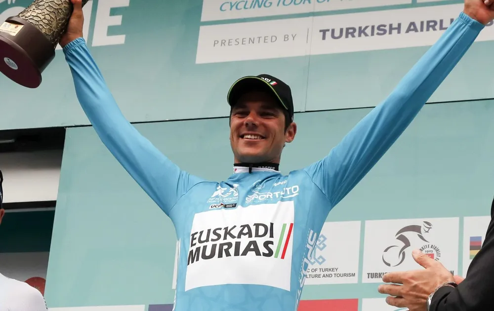 Tay đua xe đạp Prades bị gãy đùi vì… trượt tuyết ảnh 2