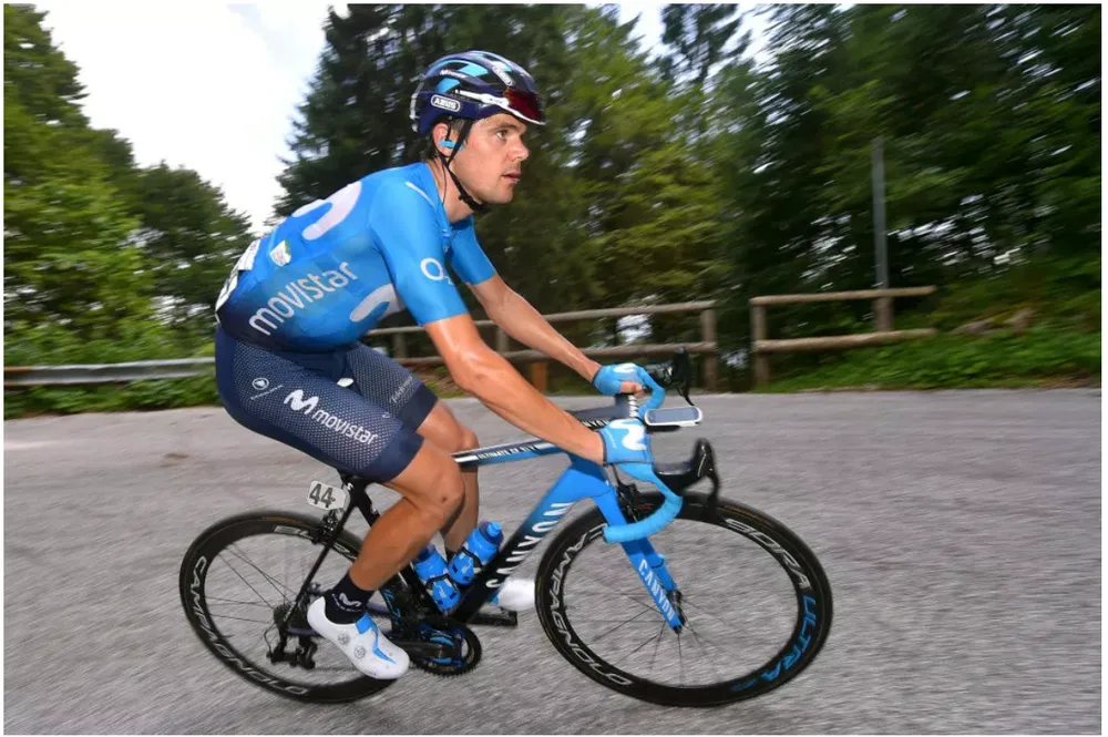 Tay đua xe đạp Prades bị gãy đùi vì… trượt tuyết ảnh 1