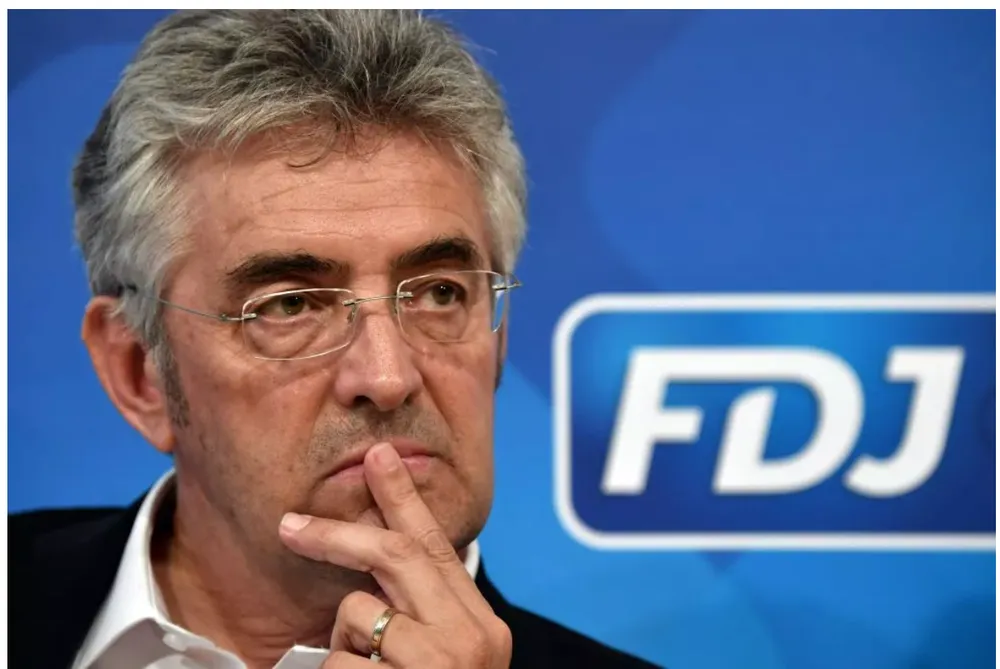 Ông bầu Madiot phản đối siêu cò bóng đá Mendes đến với xe đạp ảnh 1