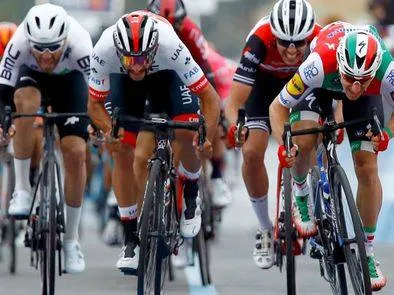 Tay đua Fernando Gaviria 2 lần dính Covid-19 ảnh 2