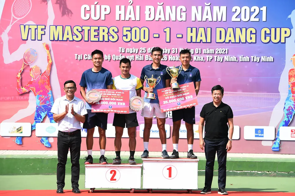 Lý Hoàng Nam tái đấu Trịnh Linh Giang ở trận chung kết giải quần vợt VTF Masters 500 – Hải Đăng Cúp ảnh 2